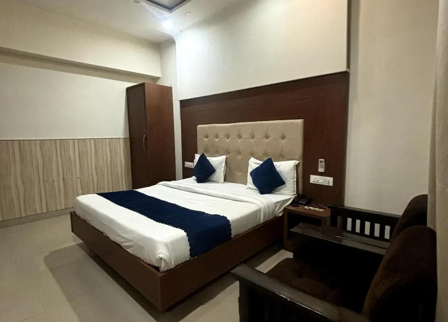 Hotel The Safari Zirakpur